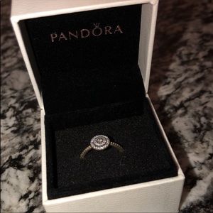 Pandora Ring